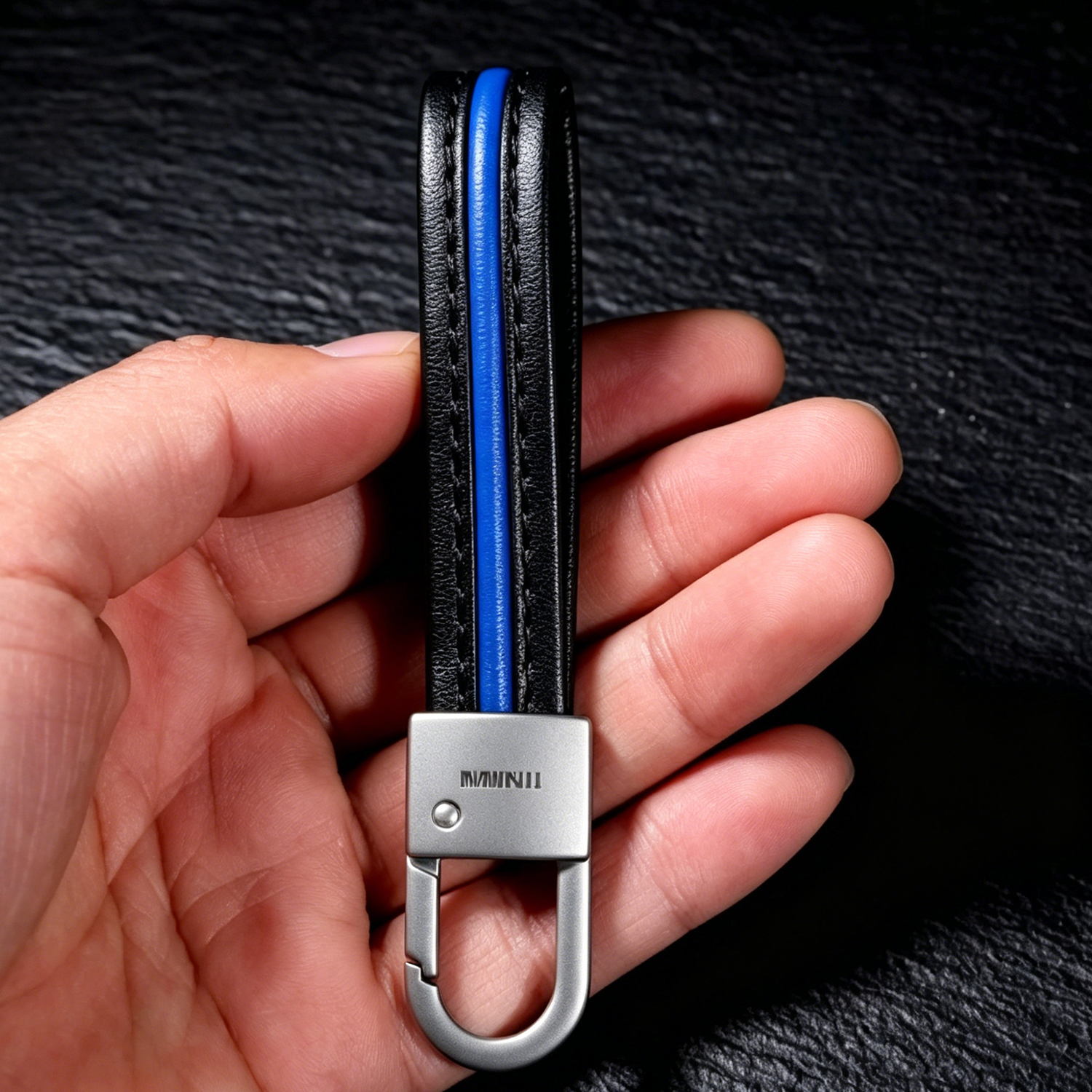 (Default Hong Kong Dollar) Fegve titanium alloy car belt keychain waist pendant buckle/titanium lock buckle - 图片 5