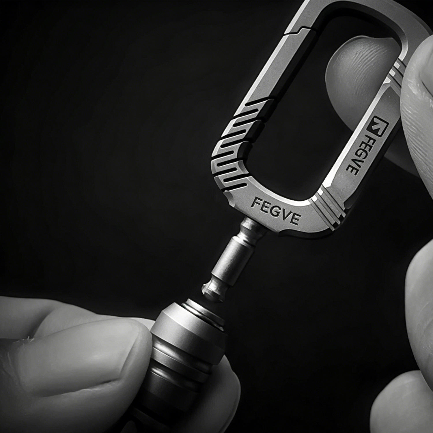 (Default Hong Kong Dollar)Quick detachable rotating all titanium alloy keychain new model - Image 2