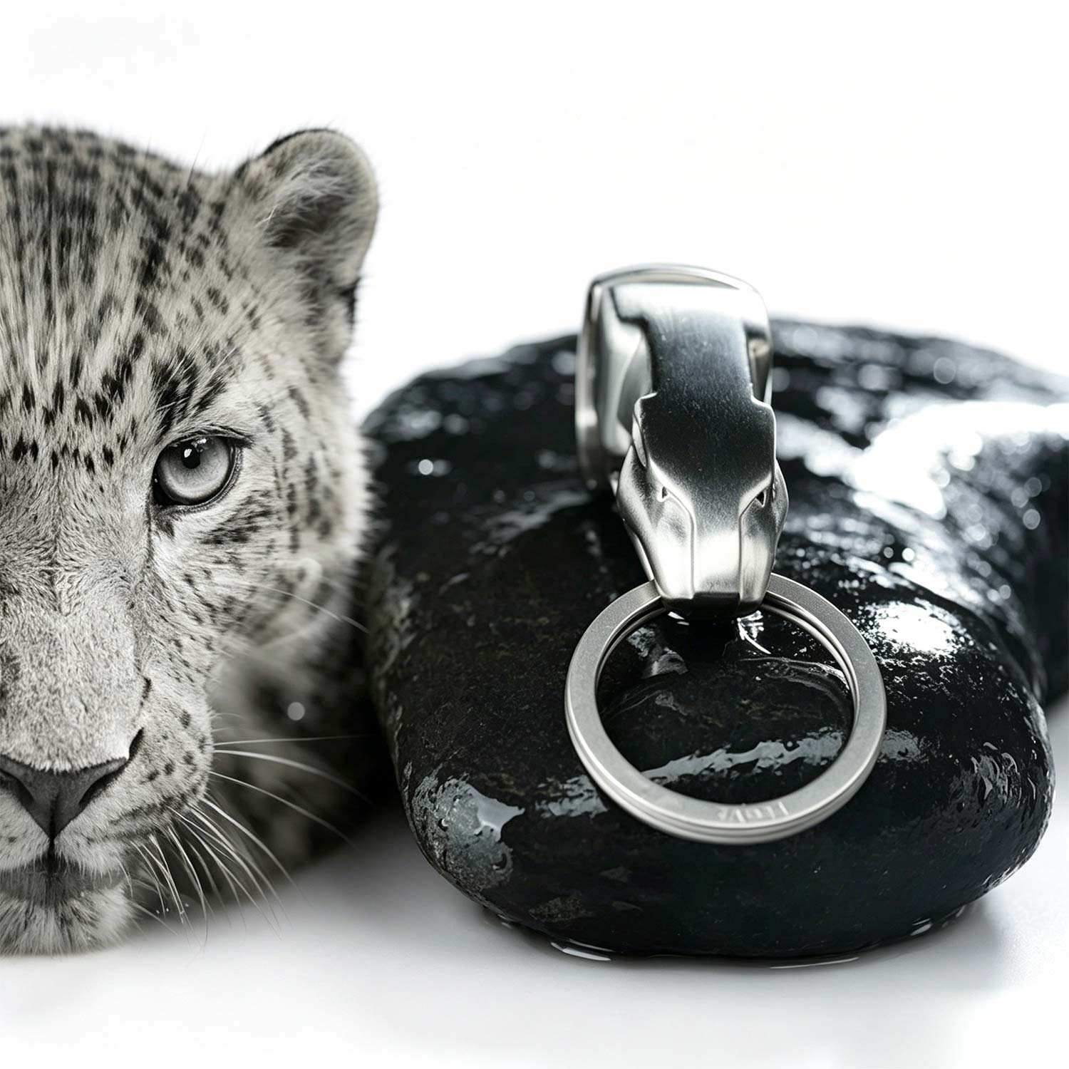 (Default Hong Kong Dollar) FEGVE Automotive Stainless Steel Keychain, Leopard Head Creative Simplicity - Image 2