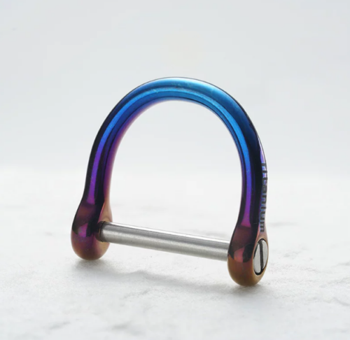 (Default Hong Kong Dollar) FEGVE Titanium Alloy Horseshoe Buckle Black Titanium - glossy baked blue horseshoe buckle with an inner diameter of 17mm